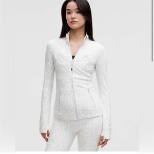 Lululemon snow Leopard define jacket